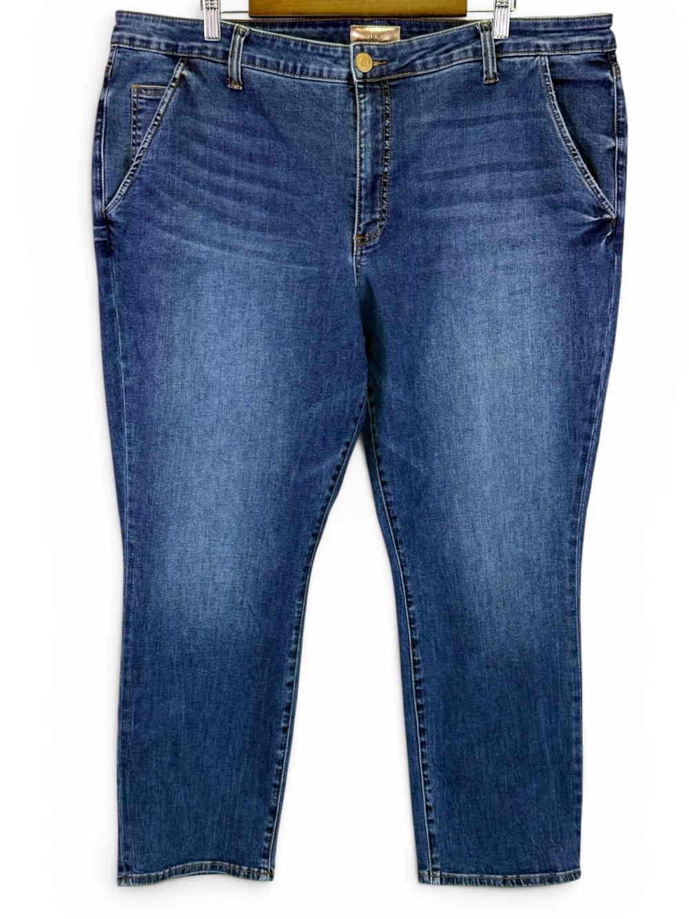 KUT From The Kloth Catherine Crop Boyfriend Jeans Medium Wash Size‎ 20W